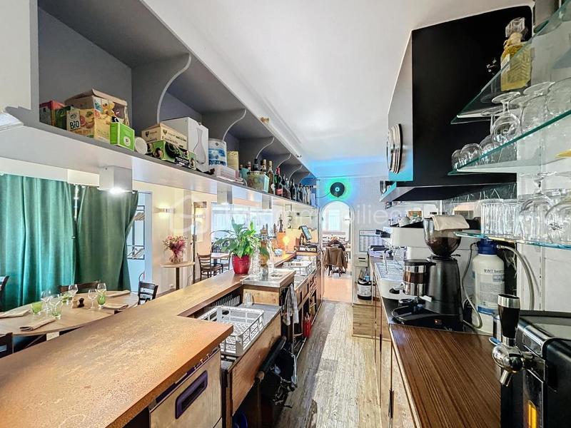 Local commercial - 200 m² - 5 pièces