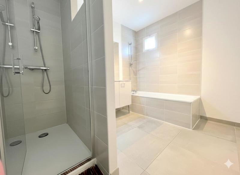 Appartement - 151 m² - 5 pièces