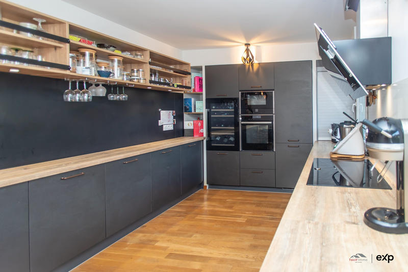 Appartement - 129 m² - 5 pièces