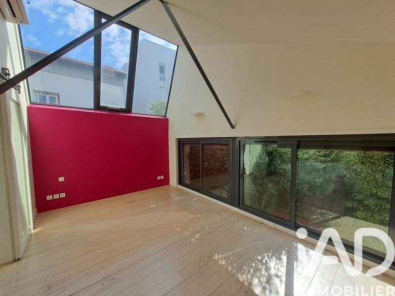 Loft - 160 m² - 5 pièces