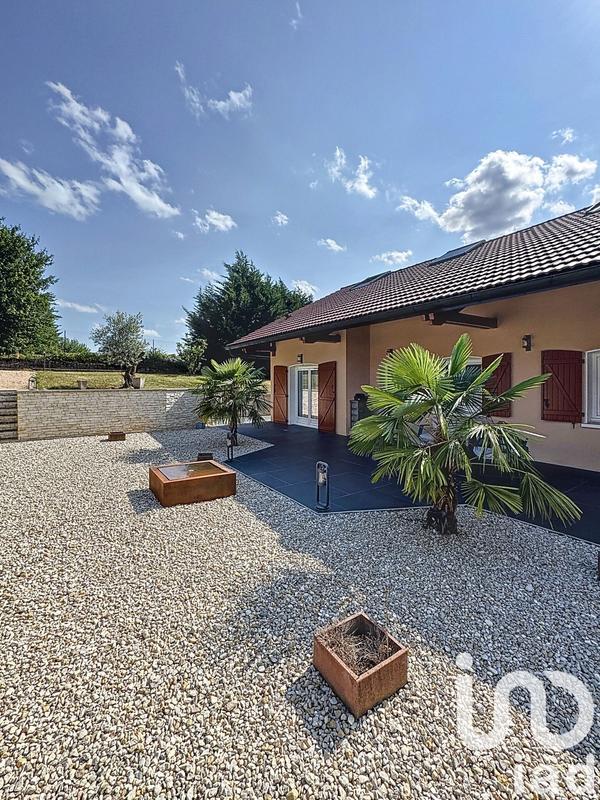 Maison - 186 m² - 6 pièces