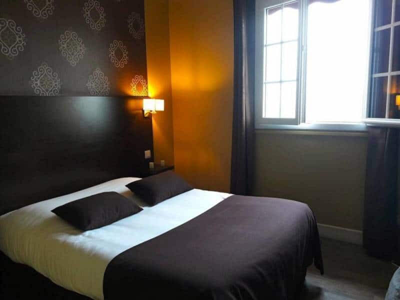 Fonds de commerce - Local commercial - 900 m²