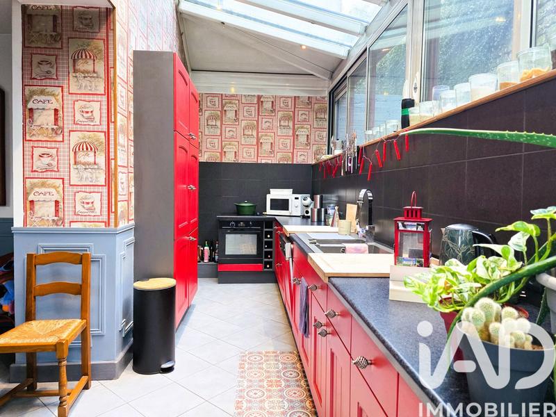 Maison de ville - 201 m² - 8 pièces