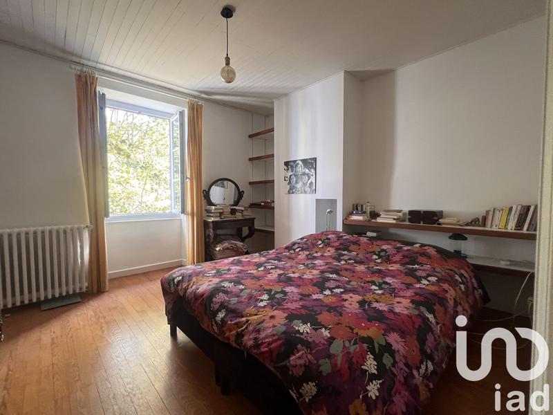 Maison - 283 m² - 11 pièces