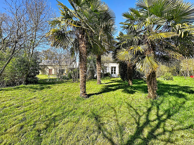 Maison - 180 m² - 9 pièces