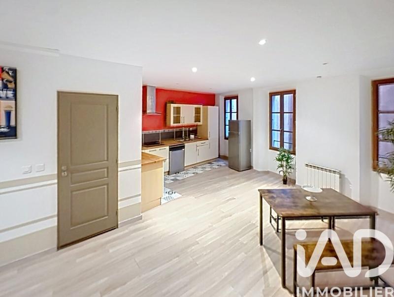 Appartement - 93 m² - 3 pièces