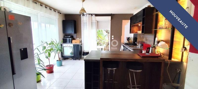 Maison - 254 m² - 10 pièces