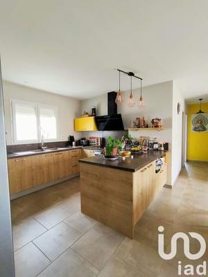 Maison - 110 m² - 5 pièces