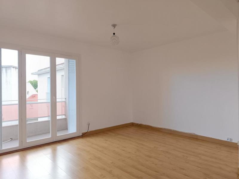 Appartement - 95 m² - 5 pièces