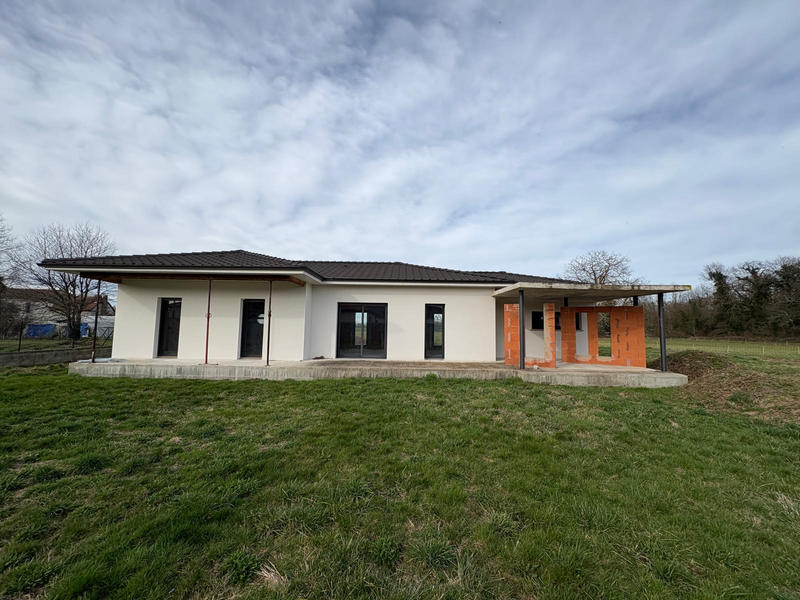 Maison - 150 m² - 1 pièce