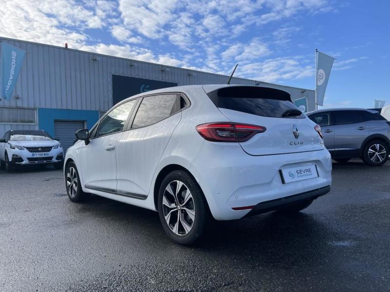 Renault Clio V Evolution E-Tech hybride 145