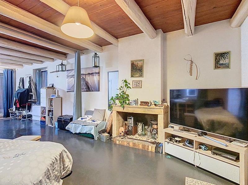 Appartement - 84 m² - 3 pièces