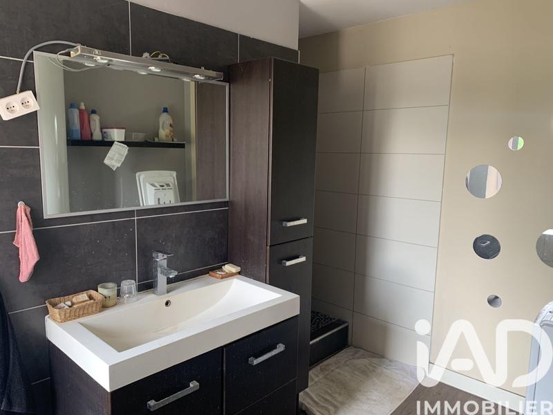 Maison - 228 m² - 8 pièces