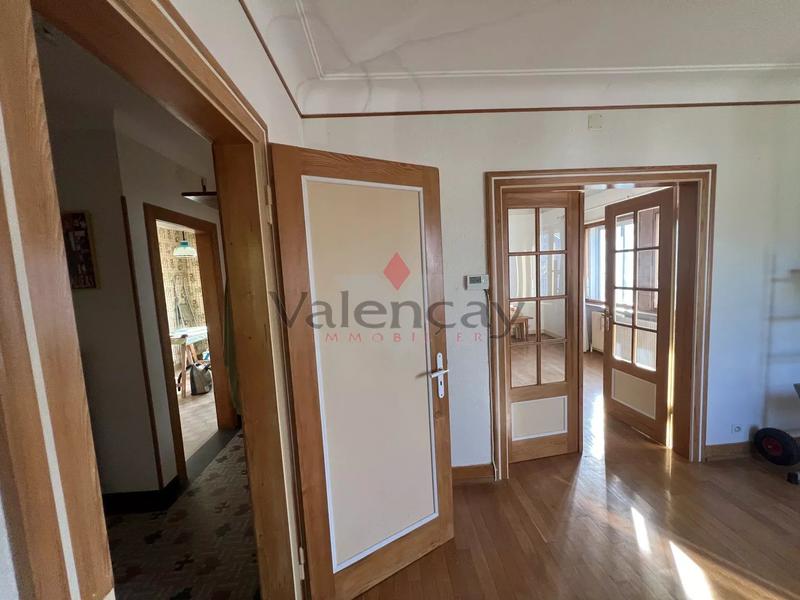 Maison - 95 m² - 5 pièces