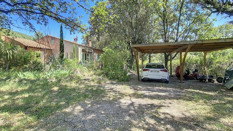 Maison traditionnelle - 169 m² - 6 pièces