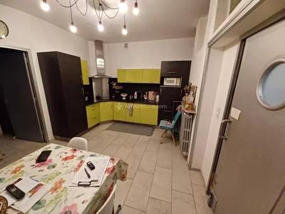 Maison - 182 m² - 7 pièces