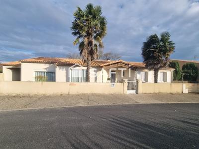 Maison - 149 m² - 7 pièces