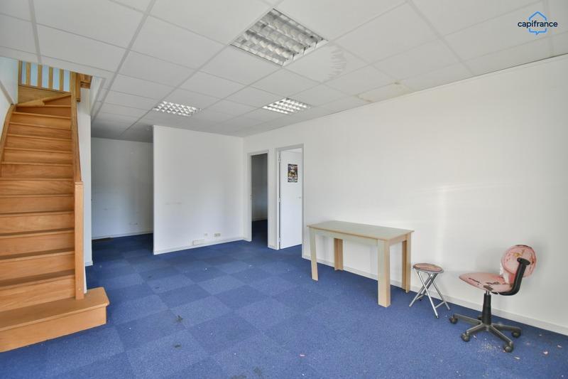 Bureau - 91 m² - 5 pièces