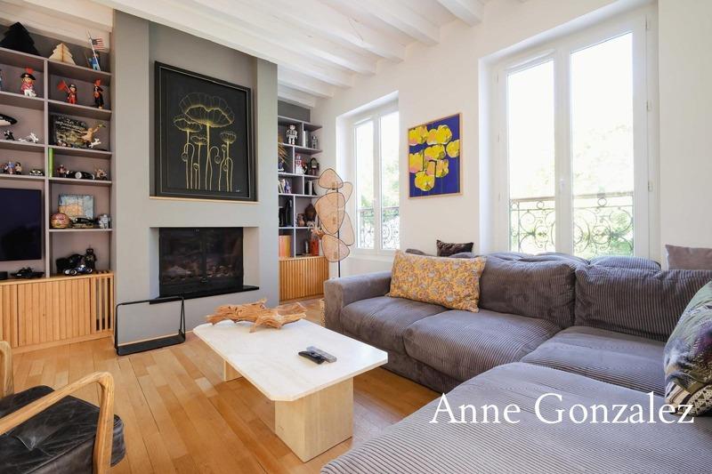 Maison bourgeoise - 202 m² - 7 pièces