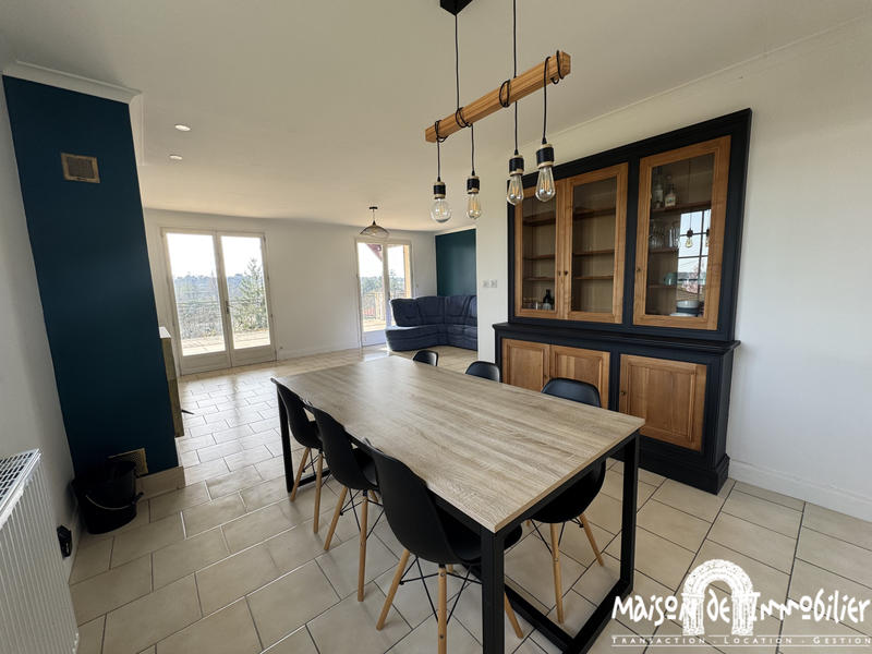 Maison - 191 m² - 5 pièces
