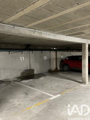 Parking - 15 m²