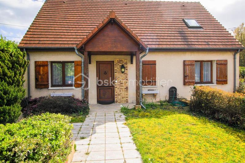 Maison - 108 m² - 5 pièces