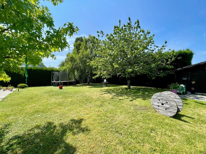 Maison - 230 m² - 7 pièces