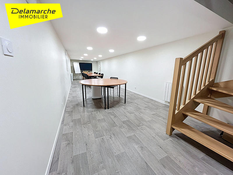 Local commercial - 289 m² - 10 pièces