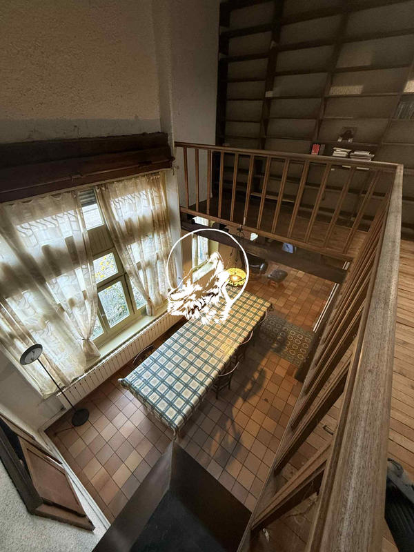 Maison - 213 m² - 6 pièces