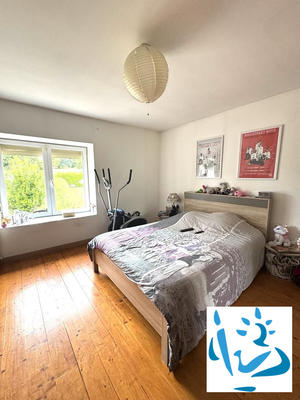 Maison - 100 m² - 6 pièces