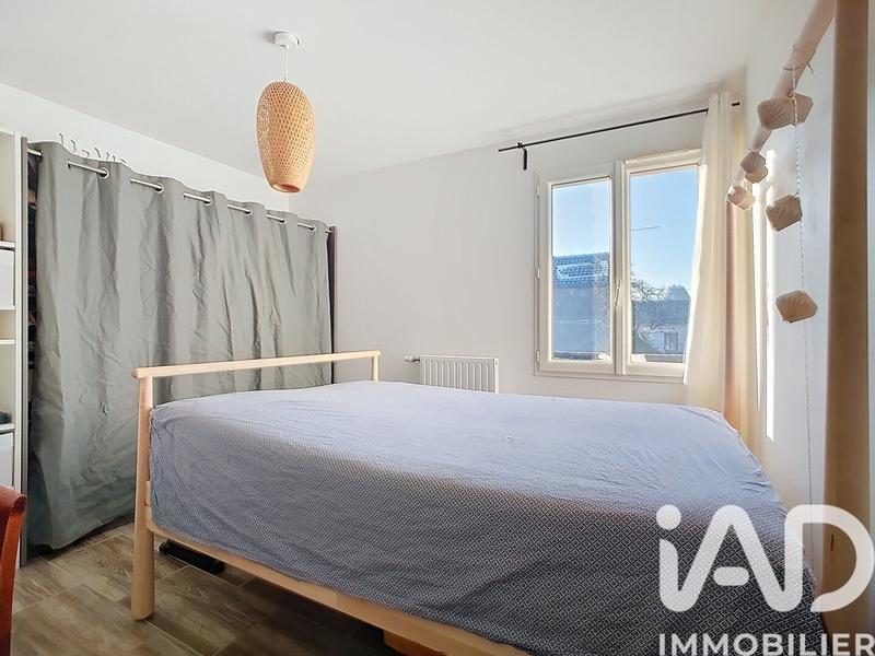 Maison - 80 m² - 5 pièces