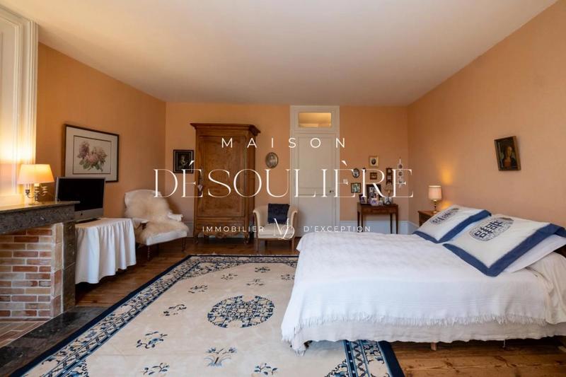 Maison de ville - 300 m² - 7 pièces