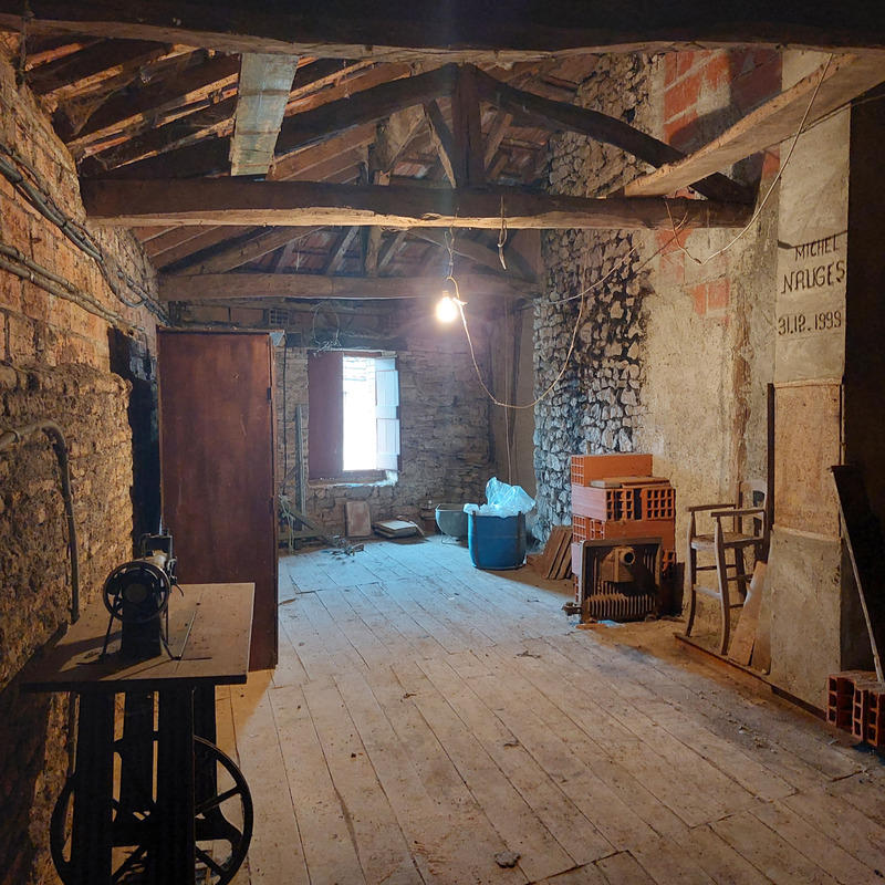 Maison - 140 m² - 8 pièces