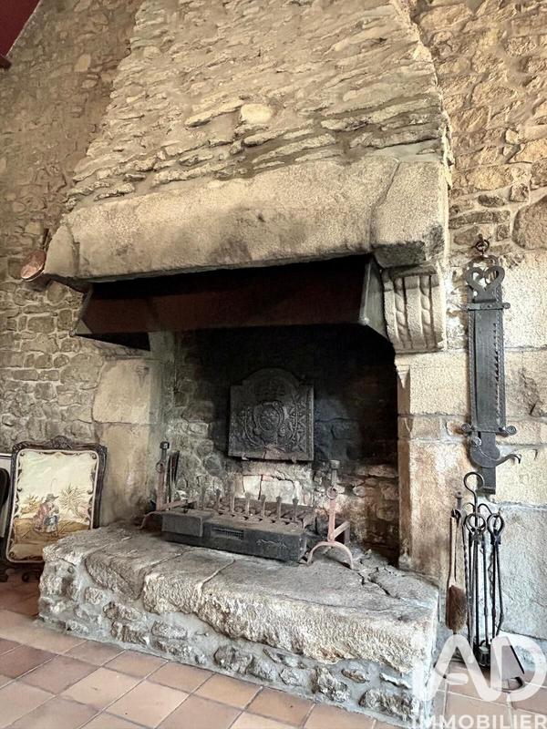 Maison - 141 m² - 7 pièces