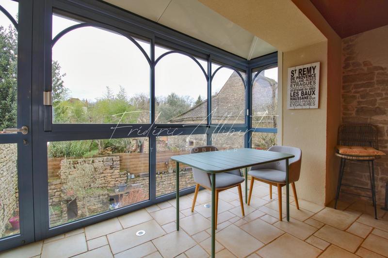 Maison - 163 m² - 6 pièces