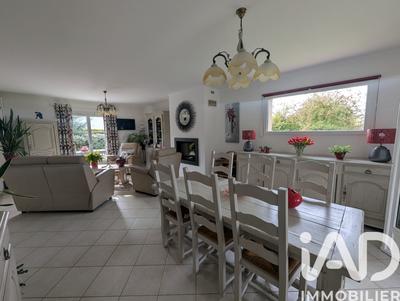 Maison - 169 m² - 7 pièces
