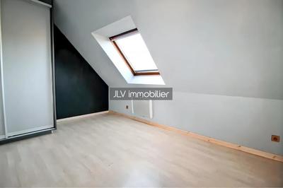 Maison - 90 m² - 6 pièces