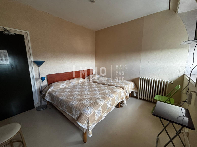 Immeuble - 650 m² - 19 pièces