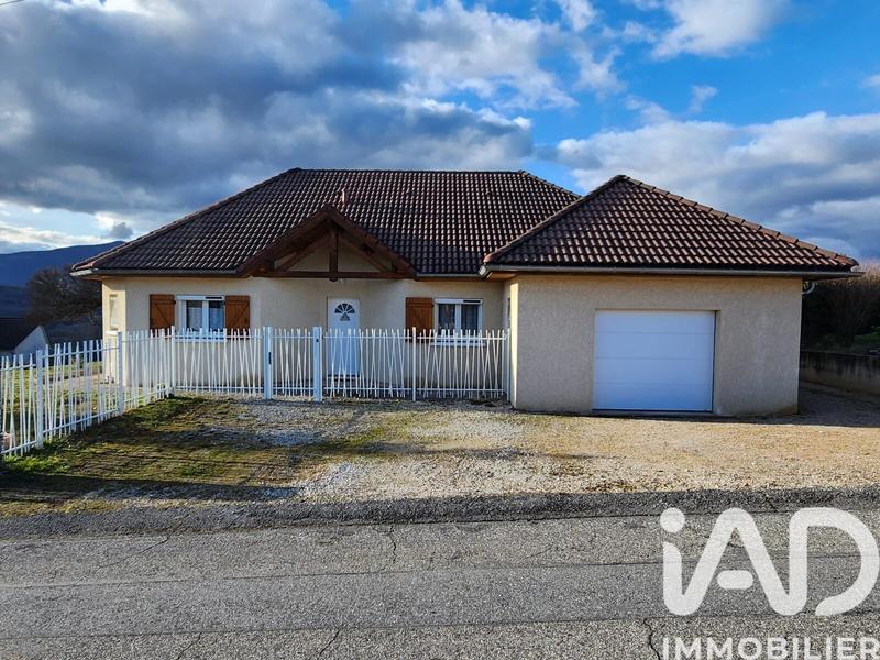 Maison - 111 m² - 6 pièces