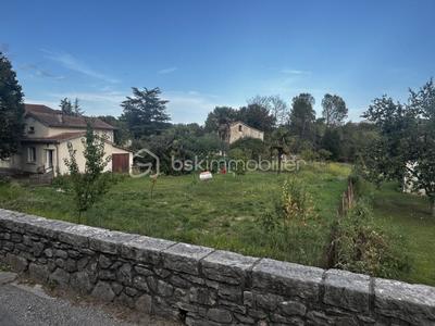 Maison de ville - 76 m² - 5 pièces