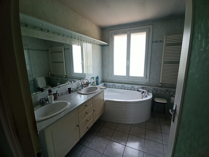 Maison - 148 m² - 5 pièces