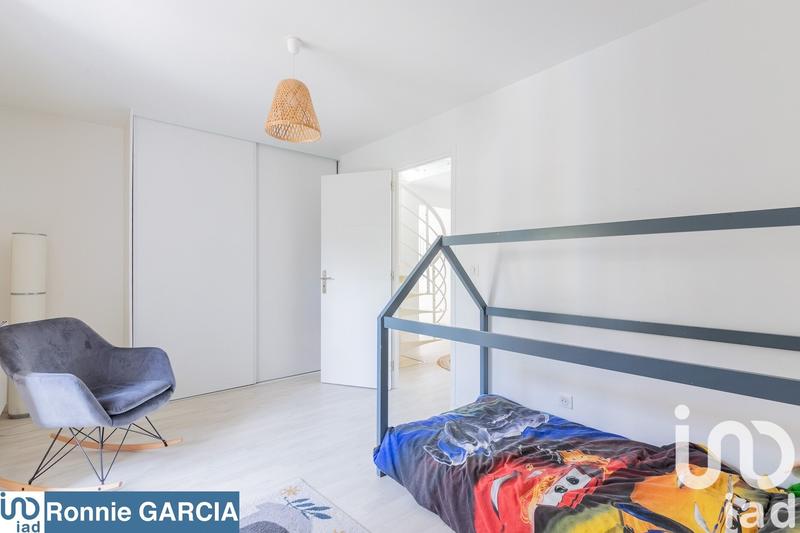 Maison - 95 m² - 5 pièces