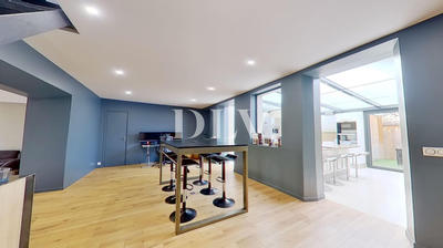 Appartement - 183 m² - 6 pièces