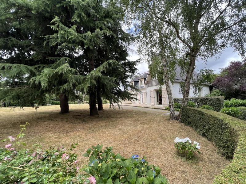 Maison - 160 m² - 7 pièces