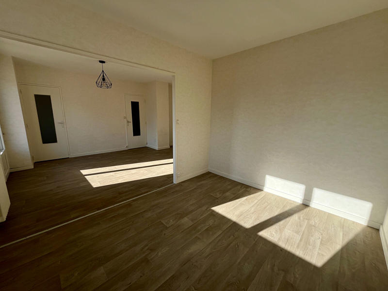 Appartement - 80 m² - 4 pièces