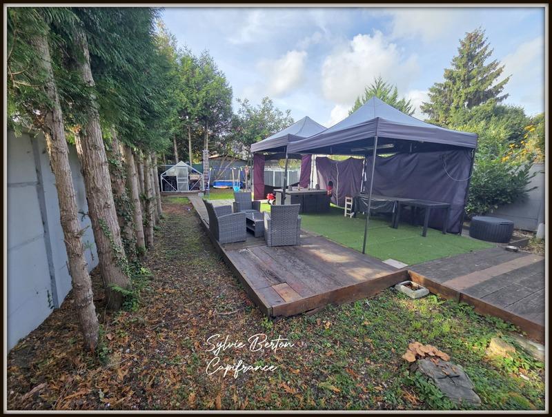 Maison - 99 m² - 6 pièces