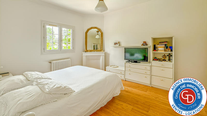 Maison - 160 m² - 6 pièces