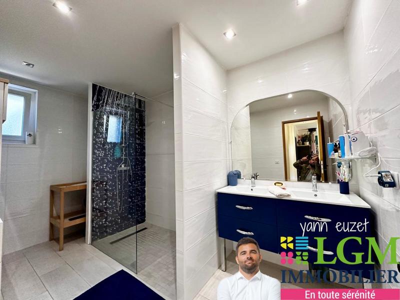 Maison - 105 m² - 4 pièces