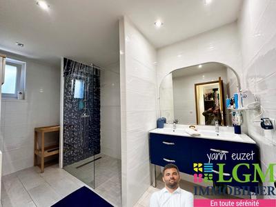 Maison - 105 m² - 4 pièces