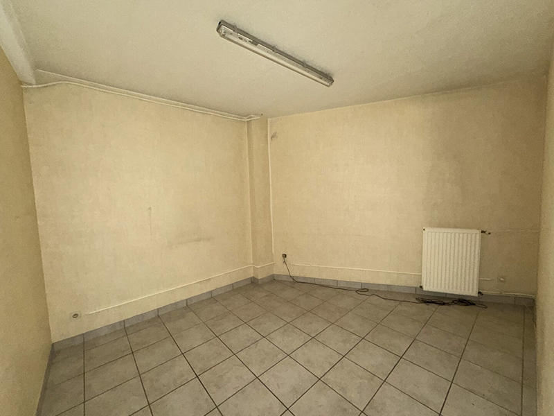 Bureau - 124 m² - 4 pièces